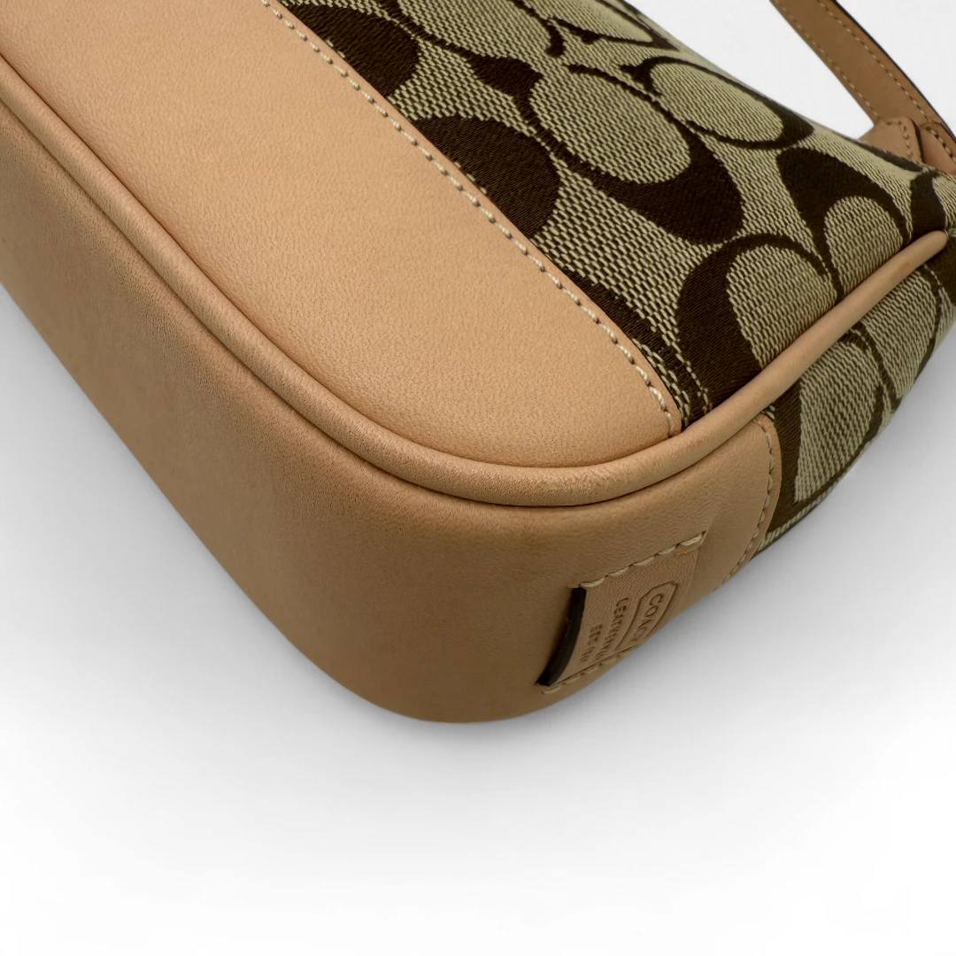 Coach Pochette