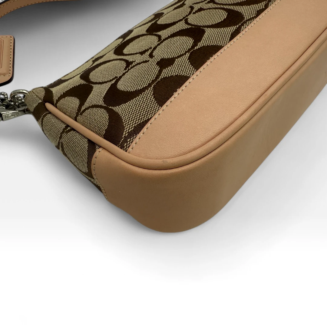 Coach Pochette