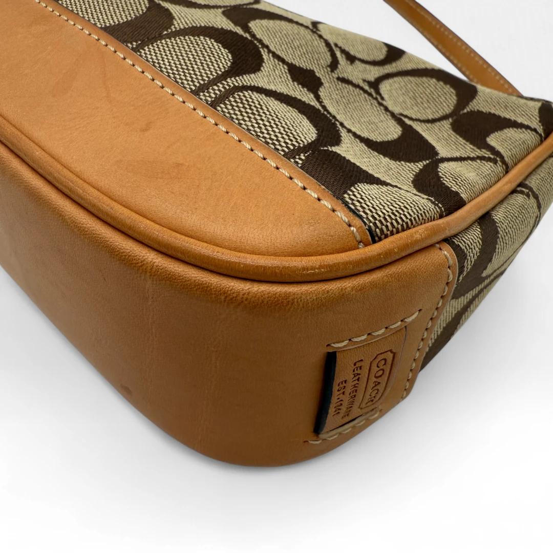 Coach Pochette