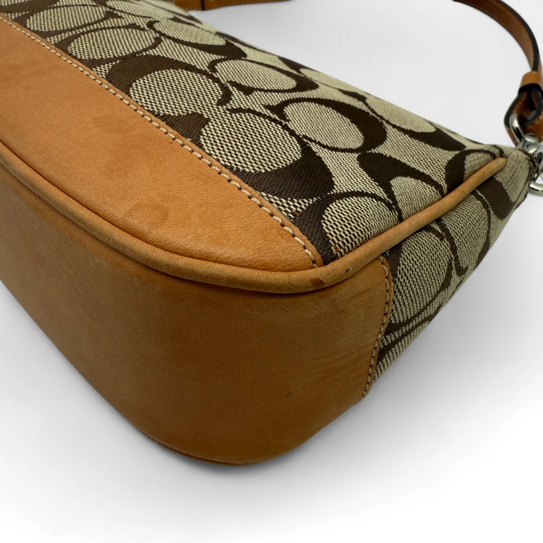 Coach Pochette