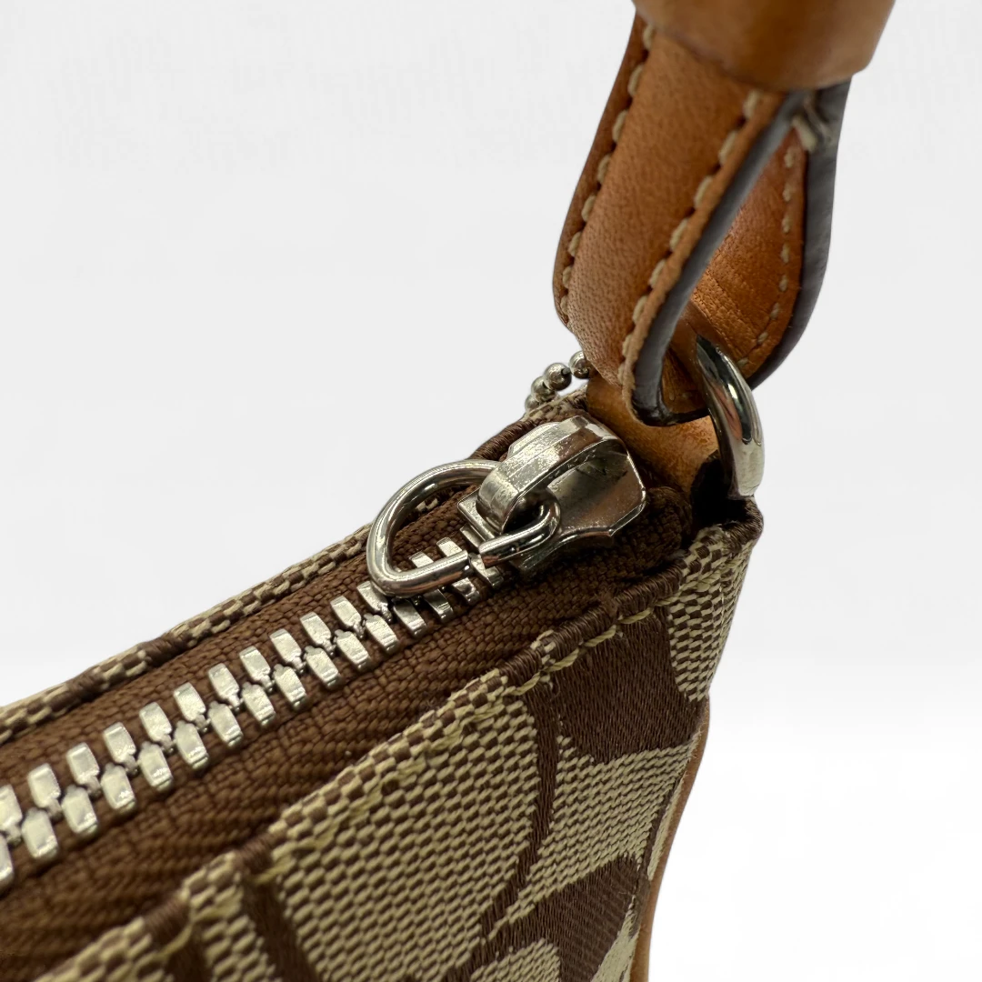 Coach Pochette