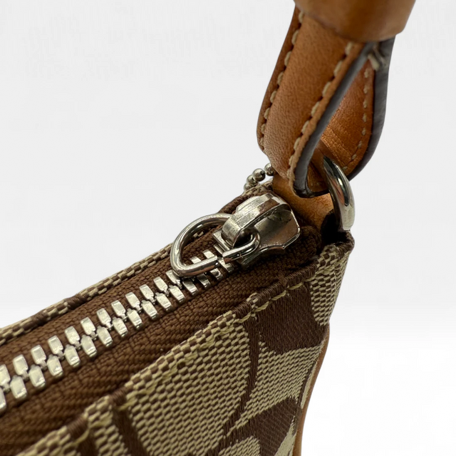 Coach Pochette
