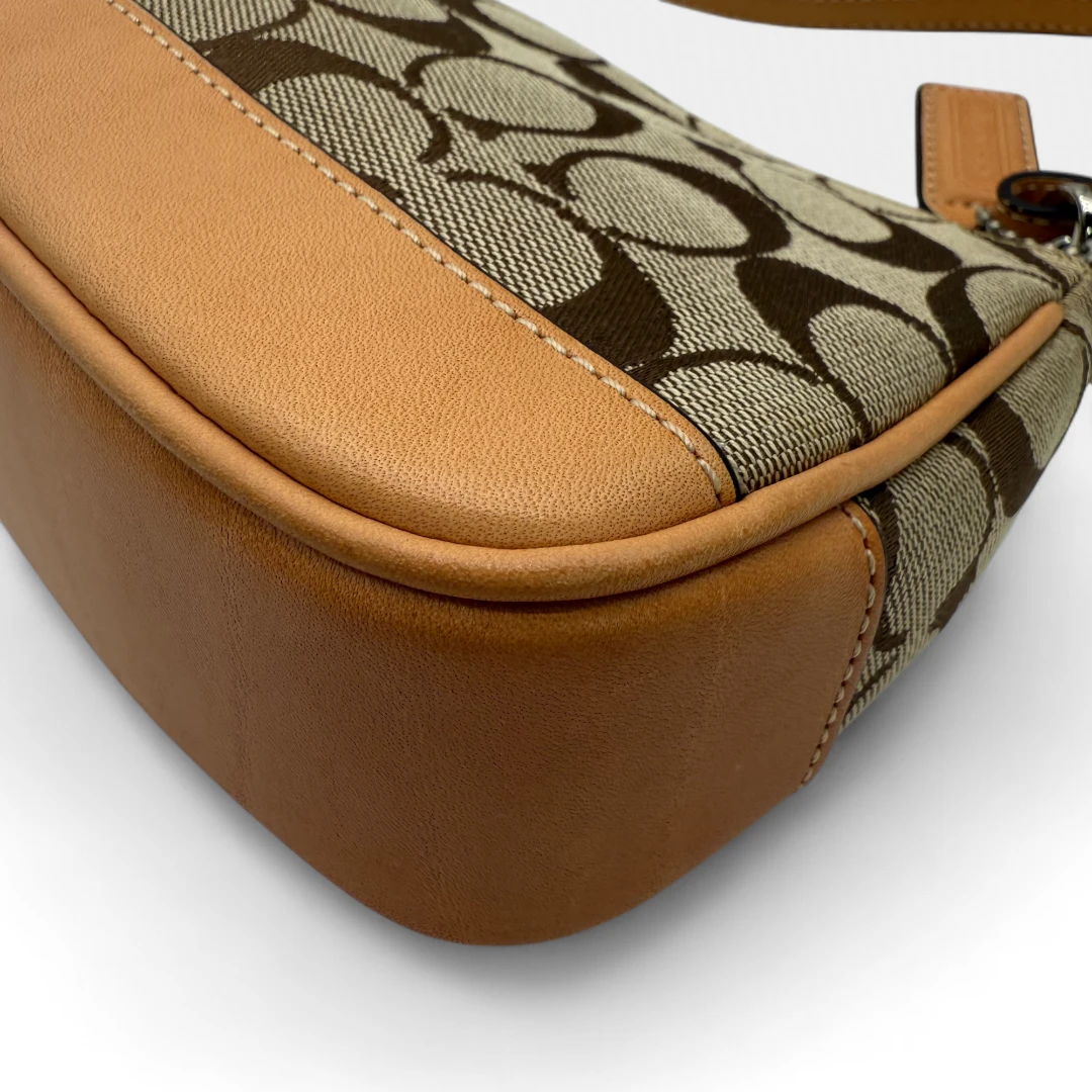 Coach Pochette