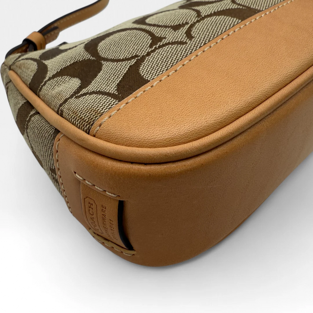 Coach Pochette