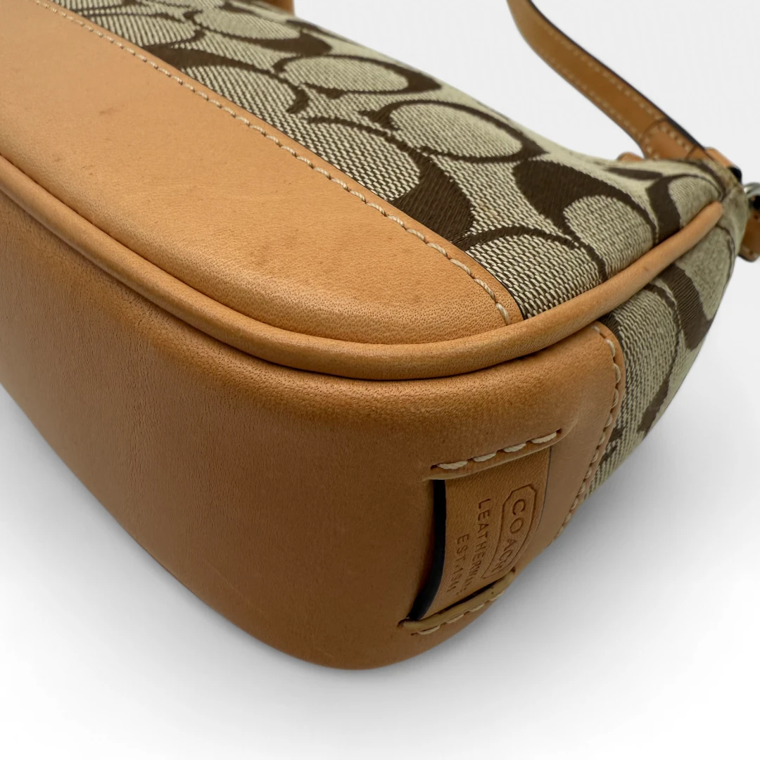 Coach Pochette