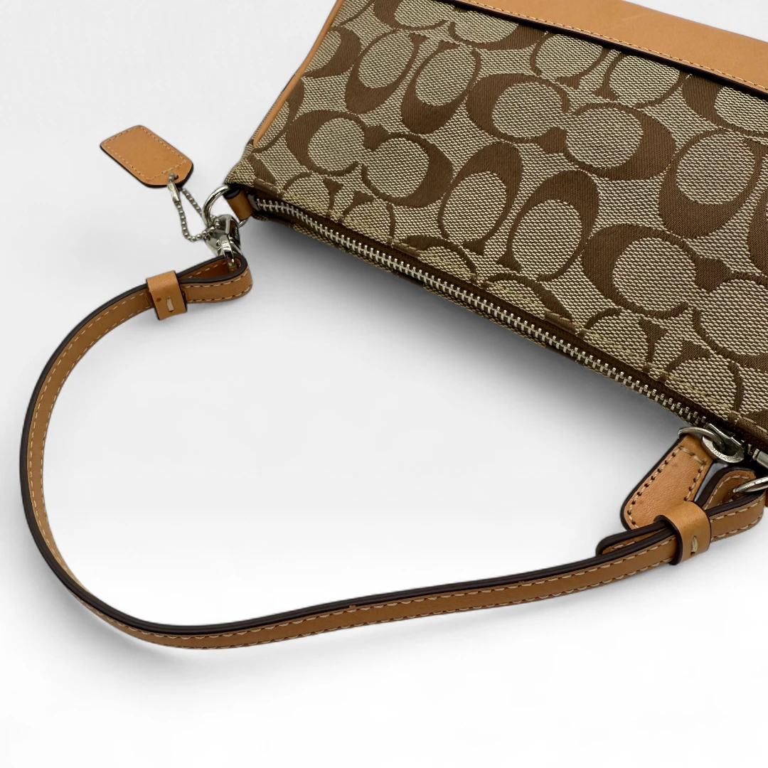 Coach Pochette