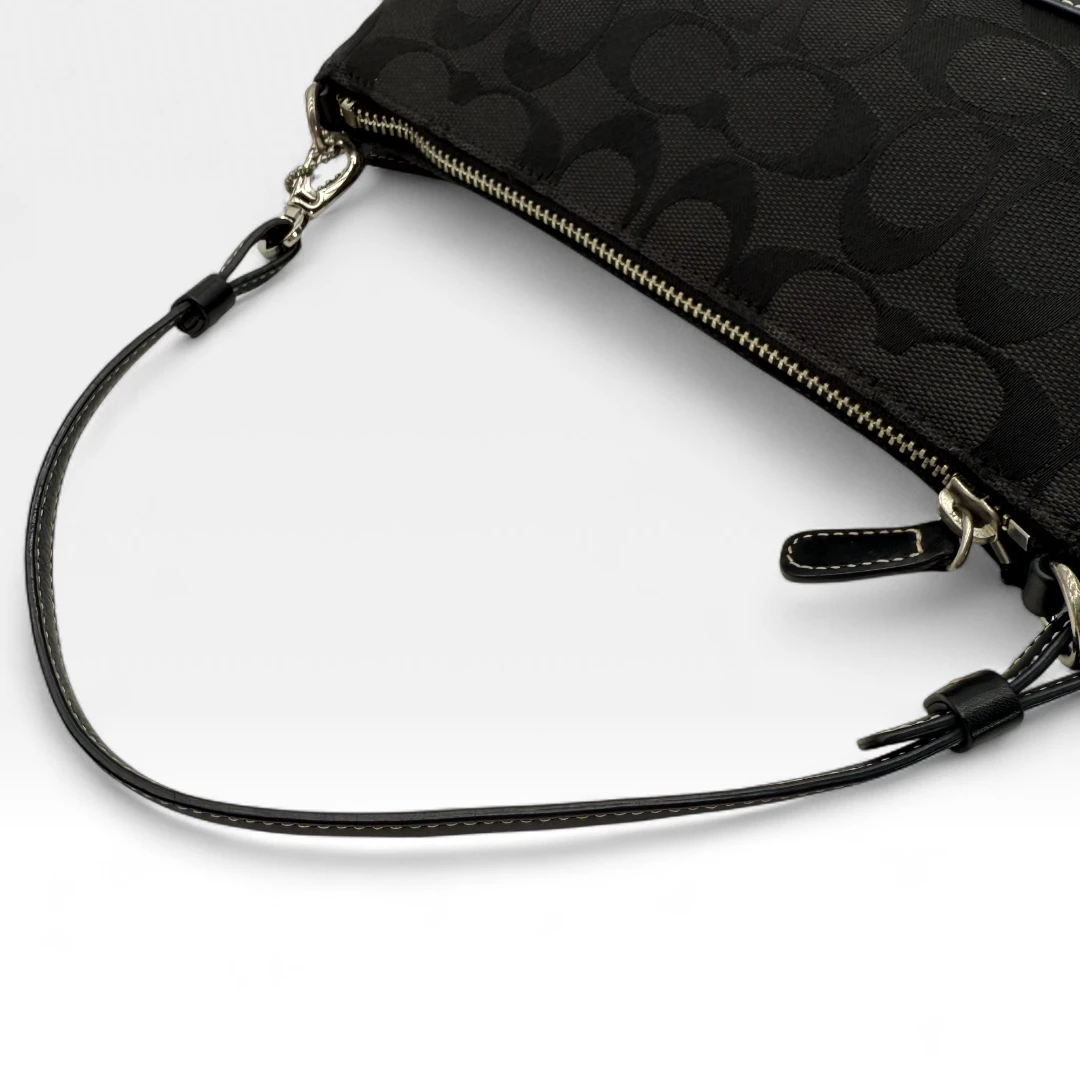 Coach Pochette