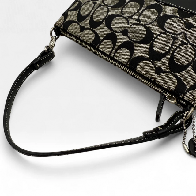 Coach Pochette black leather details monogram beige