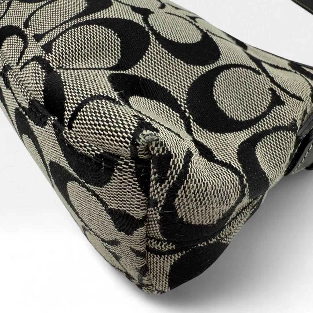 Coach Pochette