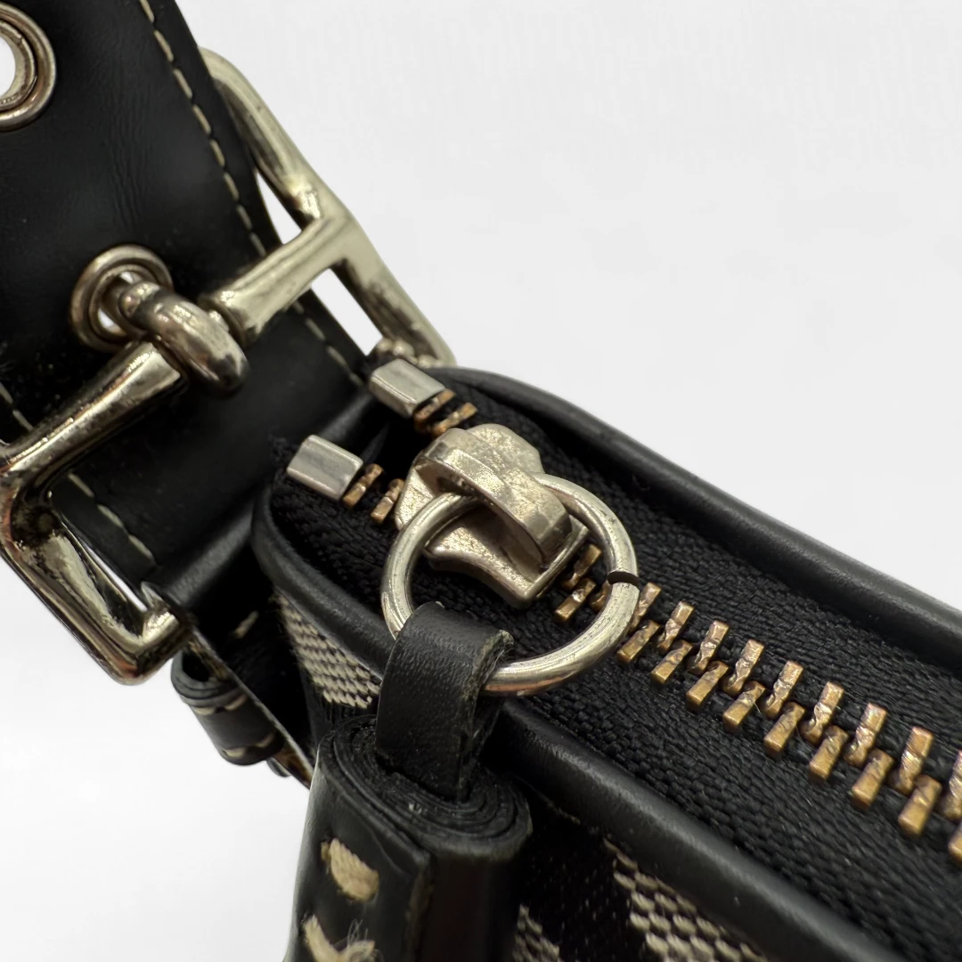 Coach Pochette