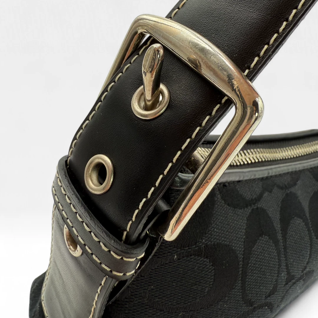 Coach Pochette