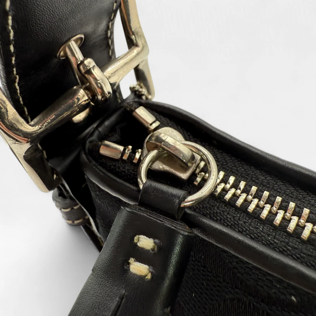 Coach Pochette