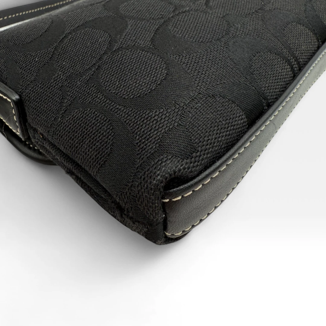 Coach Pochette