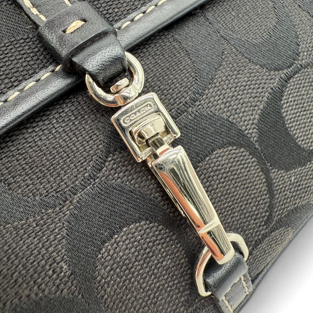 Coach Pochette