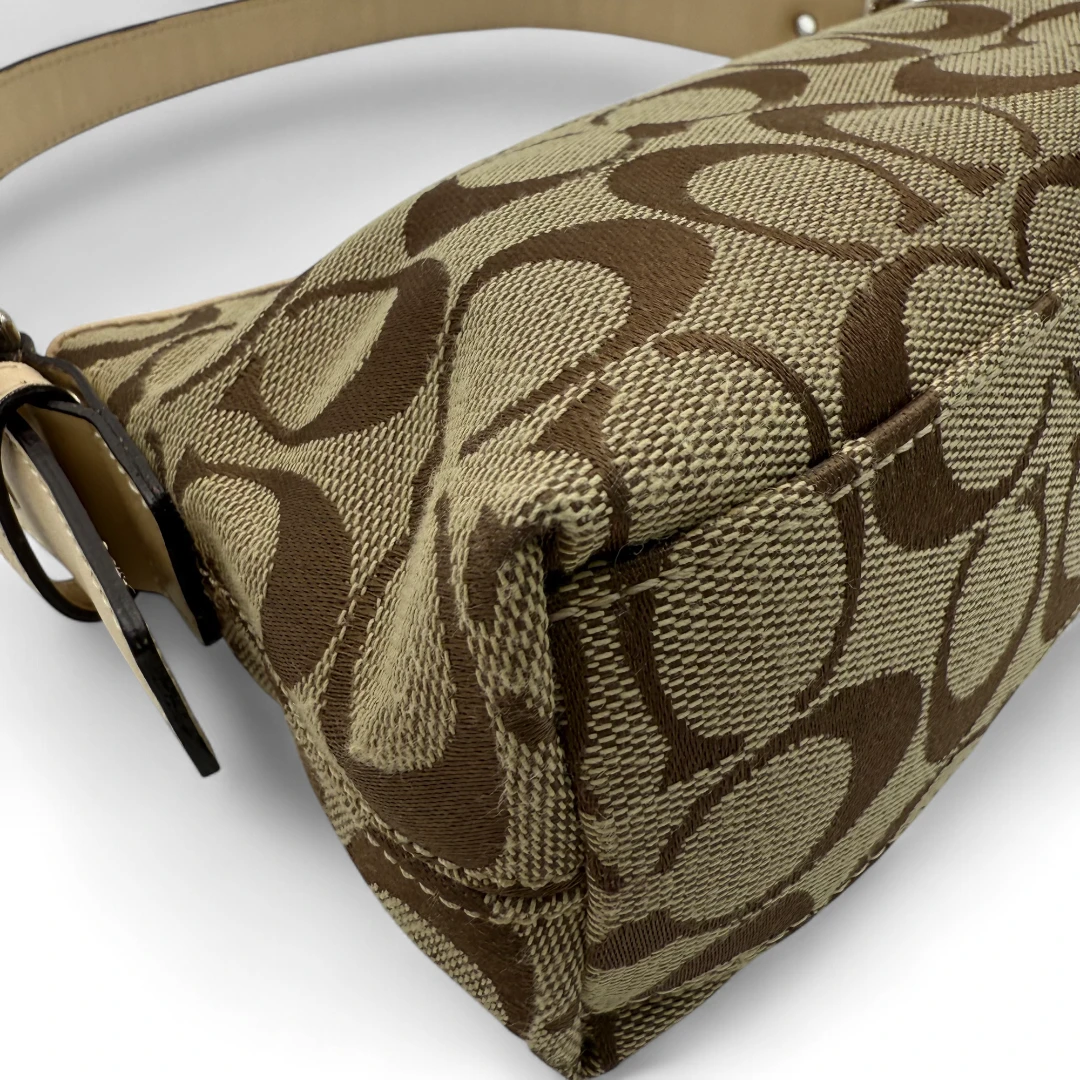 Coach Pochette
