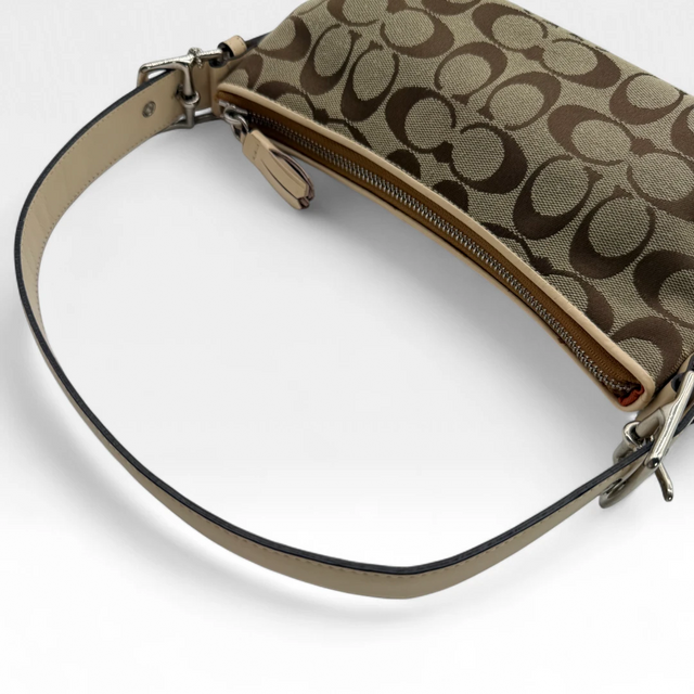 Coach Pochette
