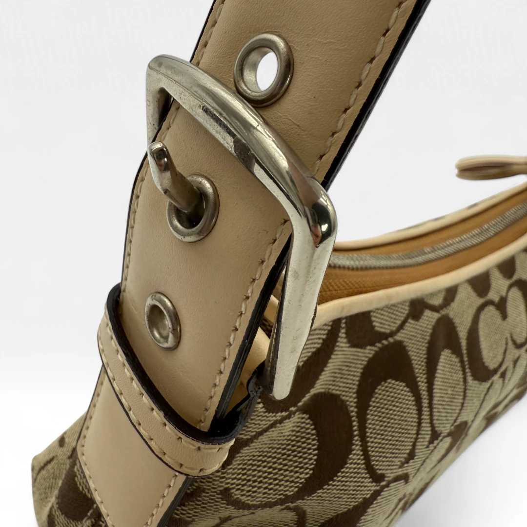 Coach Pochette