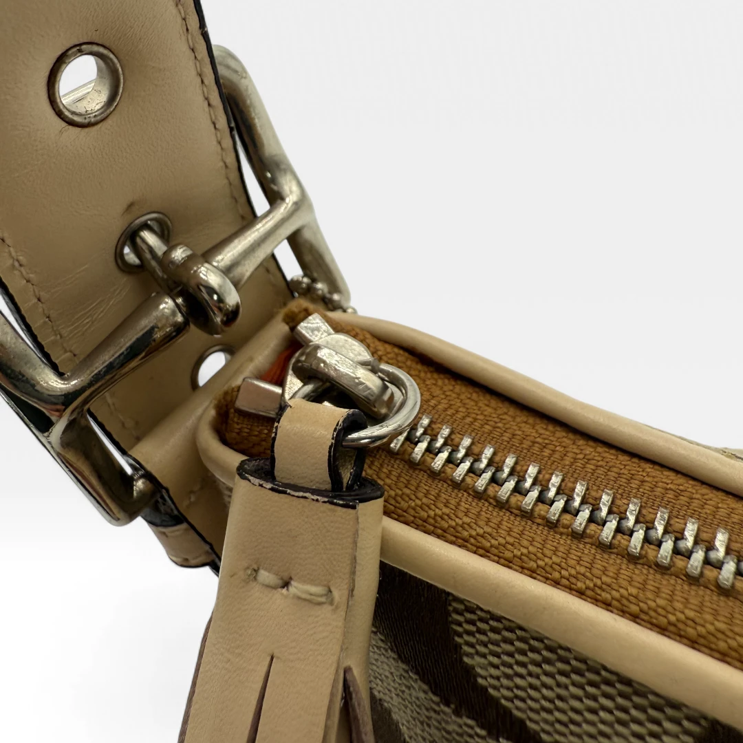 Coach Pochette