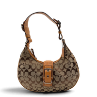 Coach Schultertasche Croissant Signature beige – Gesamtansicht