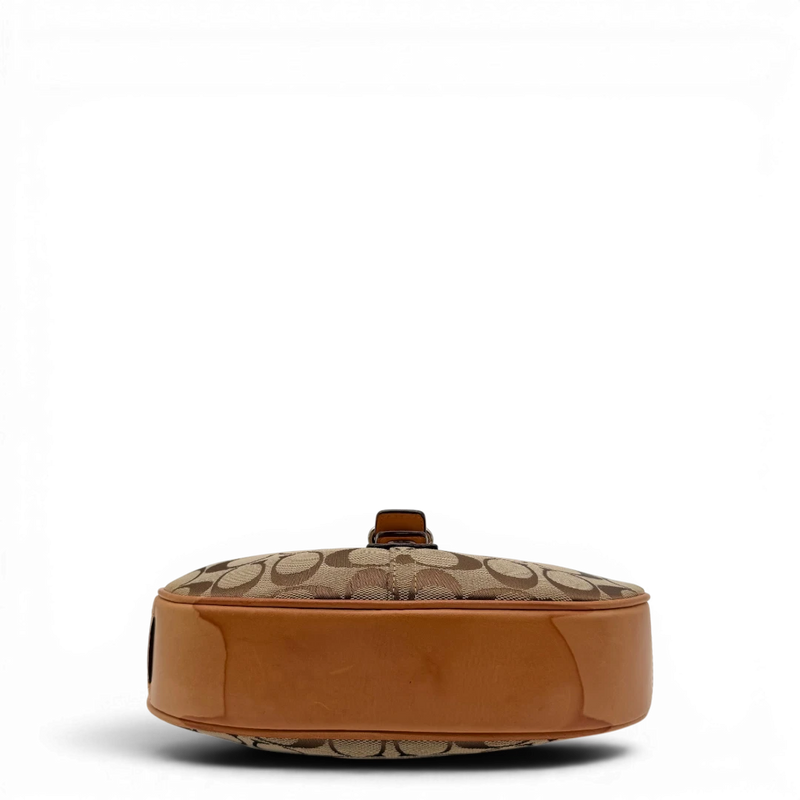 Coach Schultertasche Croissant small Signature