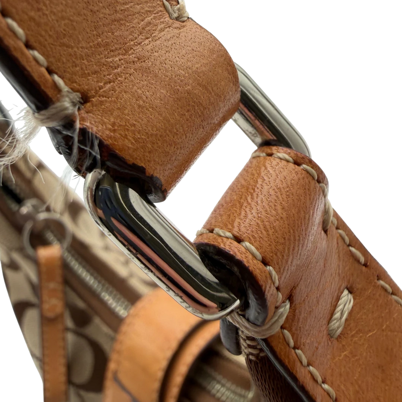 Coach Schultertasche Croissant small Signature