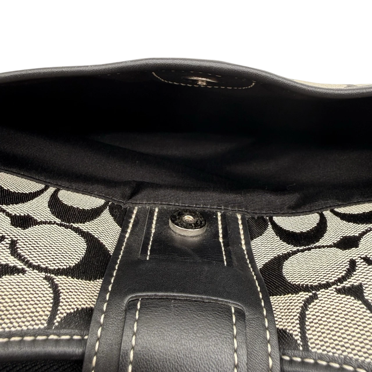 Coach Schultertasche Croissant Signature grau