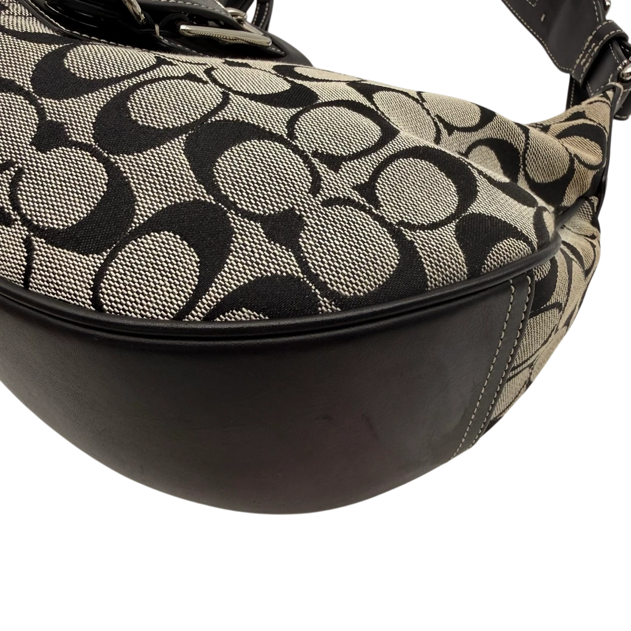 Coach Schultertasche Croissant Signature grau
