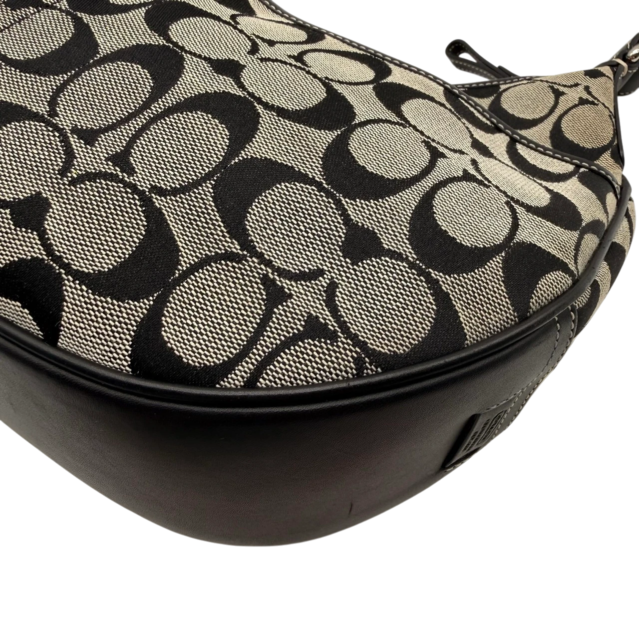 Coach Schultertasche Croissant Signature grau
