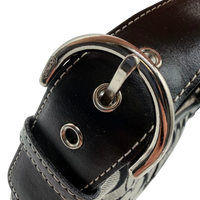 Coach Schultertasche Soho Mini Signature grau – Beschläge im Detail