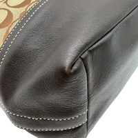 Coach Signature Shoulder Bag