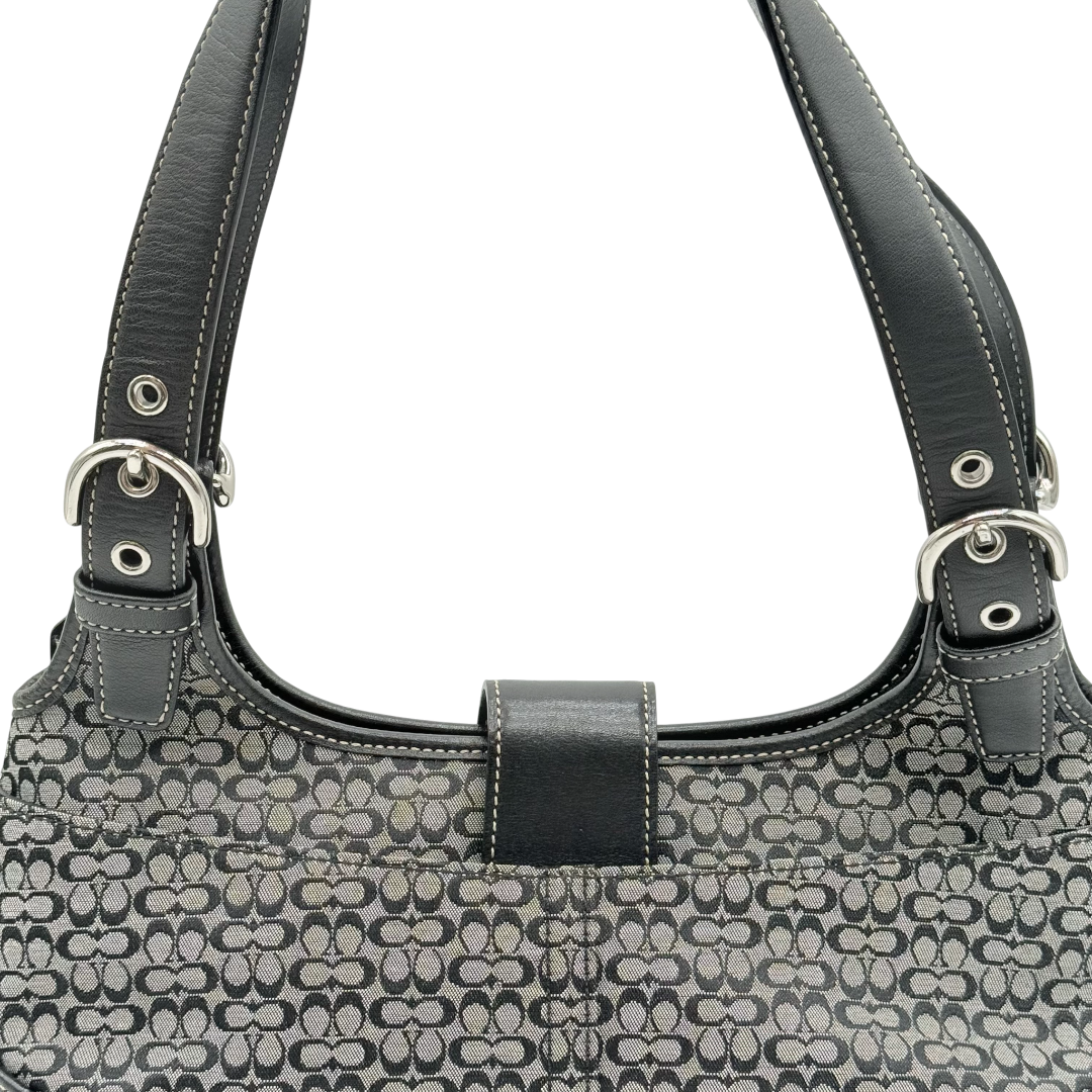 Signature shoulder bag 