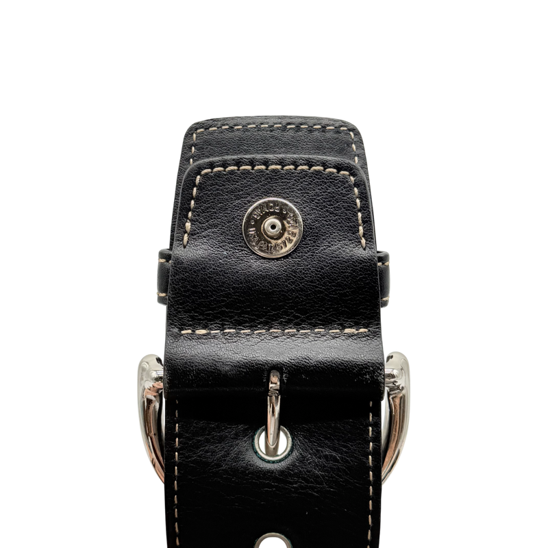 Signature shoulder bag 