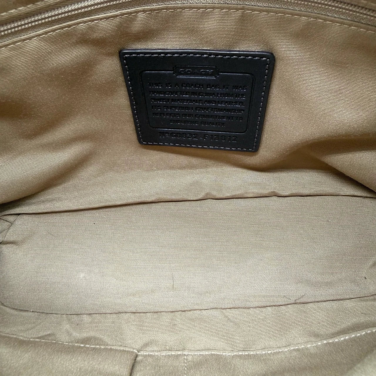 Coach Schultertasche Soho Signature beige