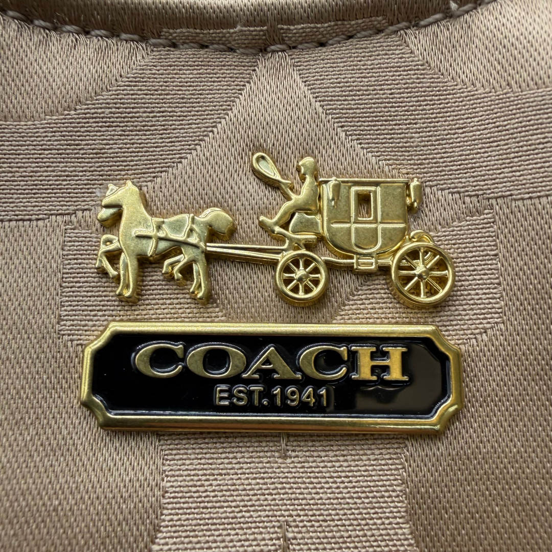Coach Shopper Signature