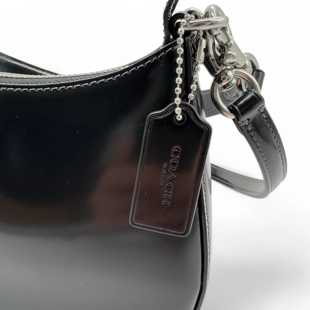 Coach Umhängetasche Teri mini in schwarz