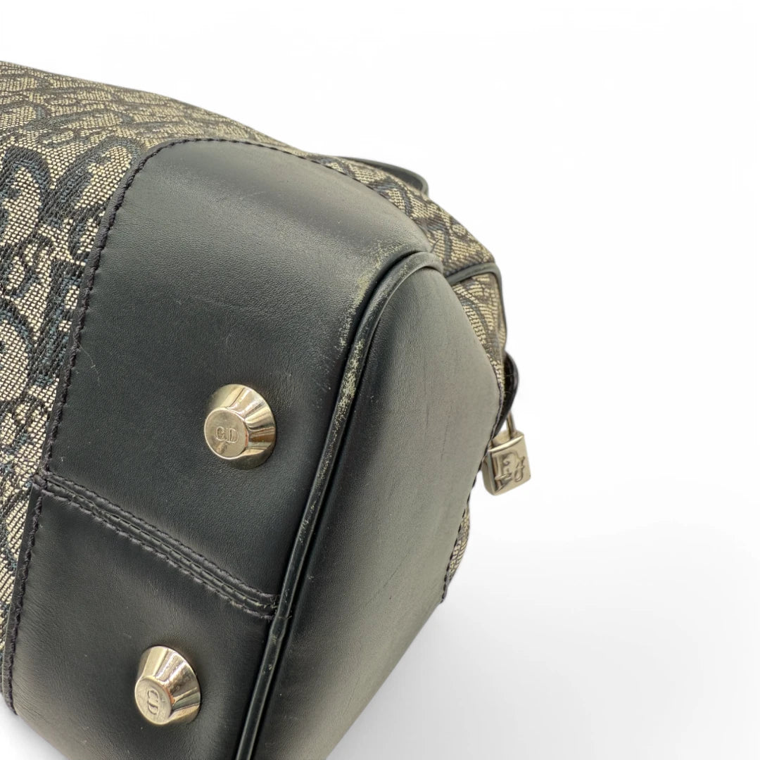 Dior Handtasche Boston 25 mit schwarzen Lederecken monogram grau