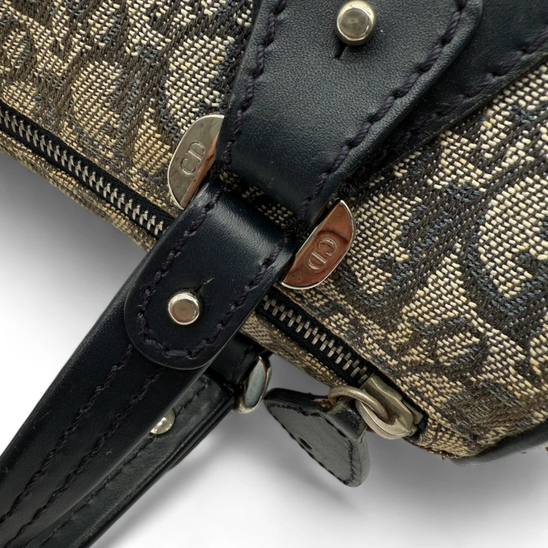 Dior Handtasche Boston 25 mit schwarzen Lederecken monogram grau
