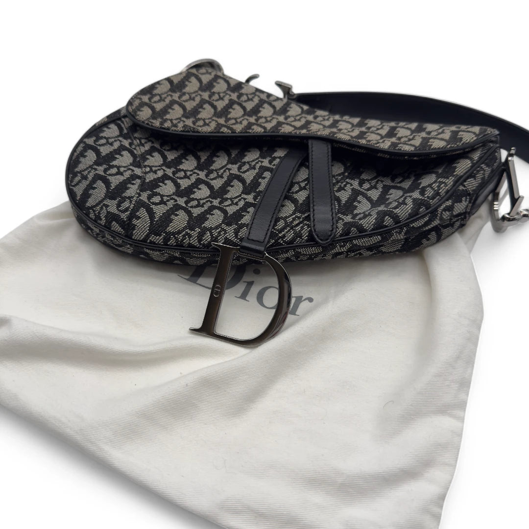 Dior Handtasche Saddle Bag Oblique Jacquard grau & schwarz