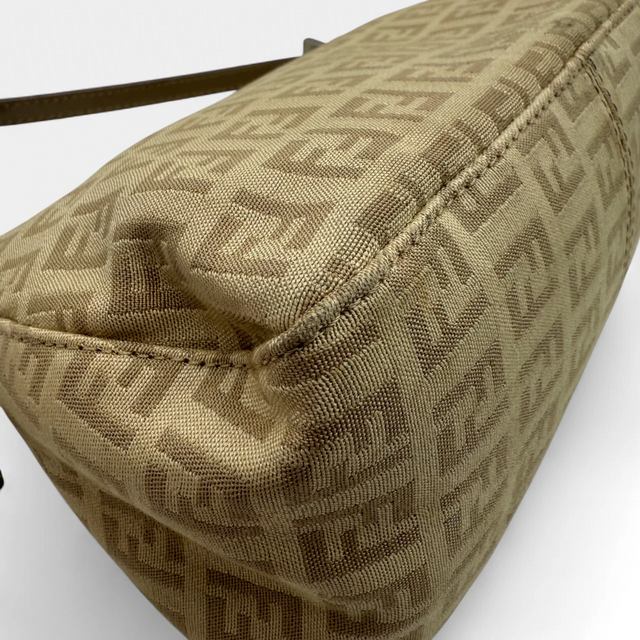 Fendi Handtasche Mini Mamma Baguette khaki & beige