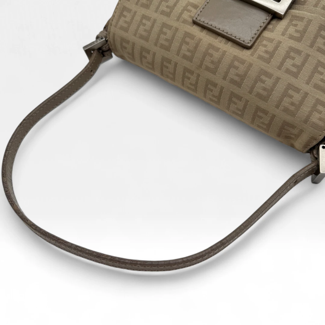 Fendi Handtasche Mini Mamma Baguette khaki & beige
