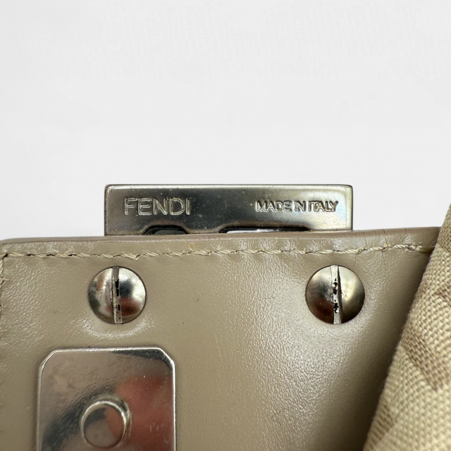 Fendi Handtasche Mini Mamma Baguette khaki & beige