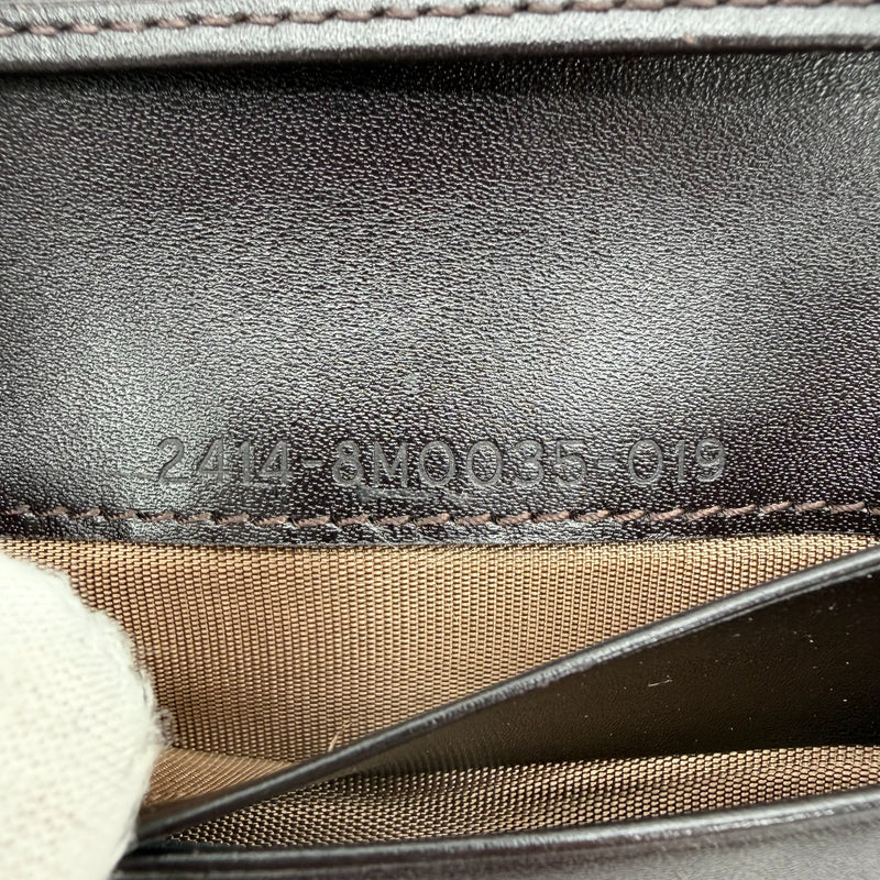 Bi-fold wallet