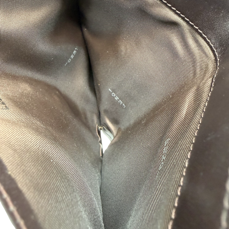 Bi-fold wallet