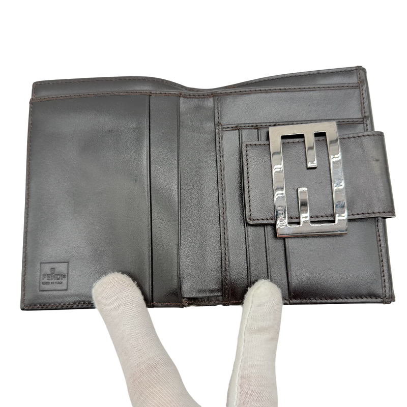 Bi-fold wallet