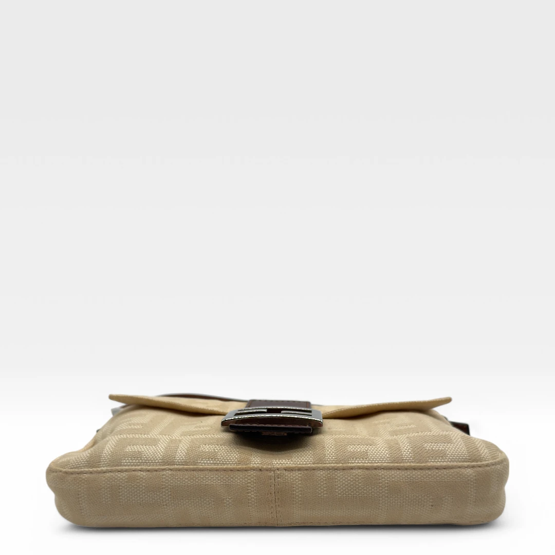Fendi Handtasche Baguette beige