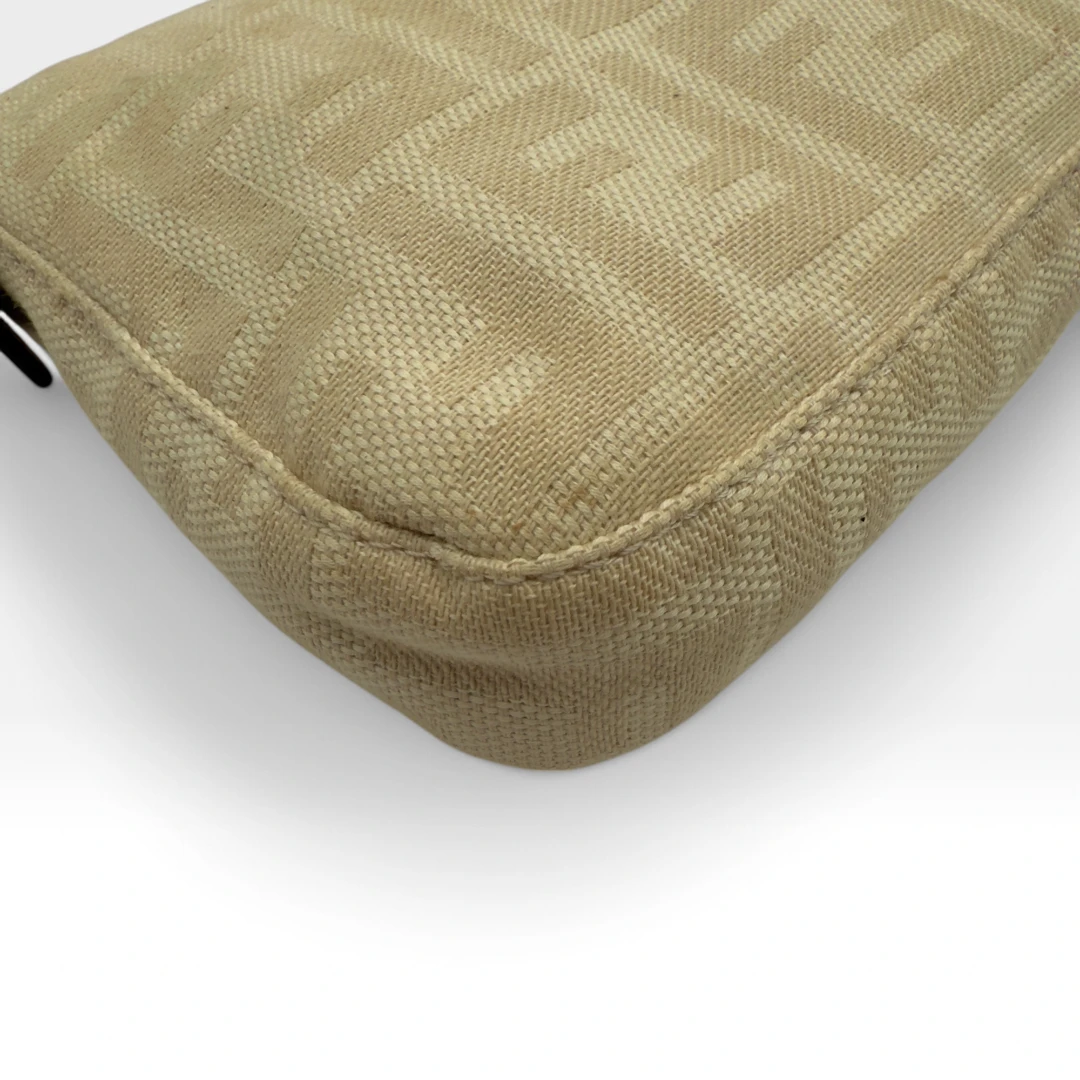 Fendi Handtasche Baguette beige