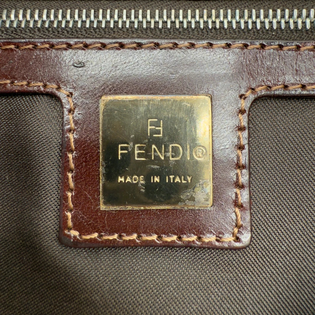 Fendi Handtasche Baguette beige