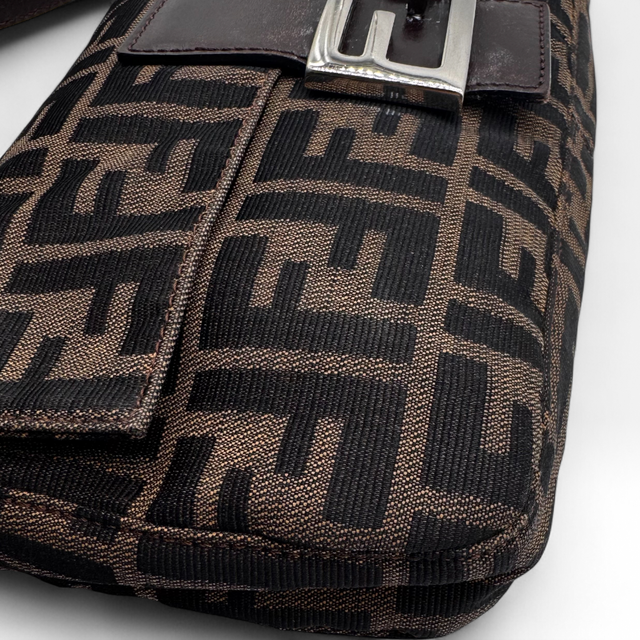 Schultertasche Baguette