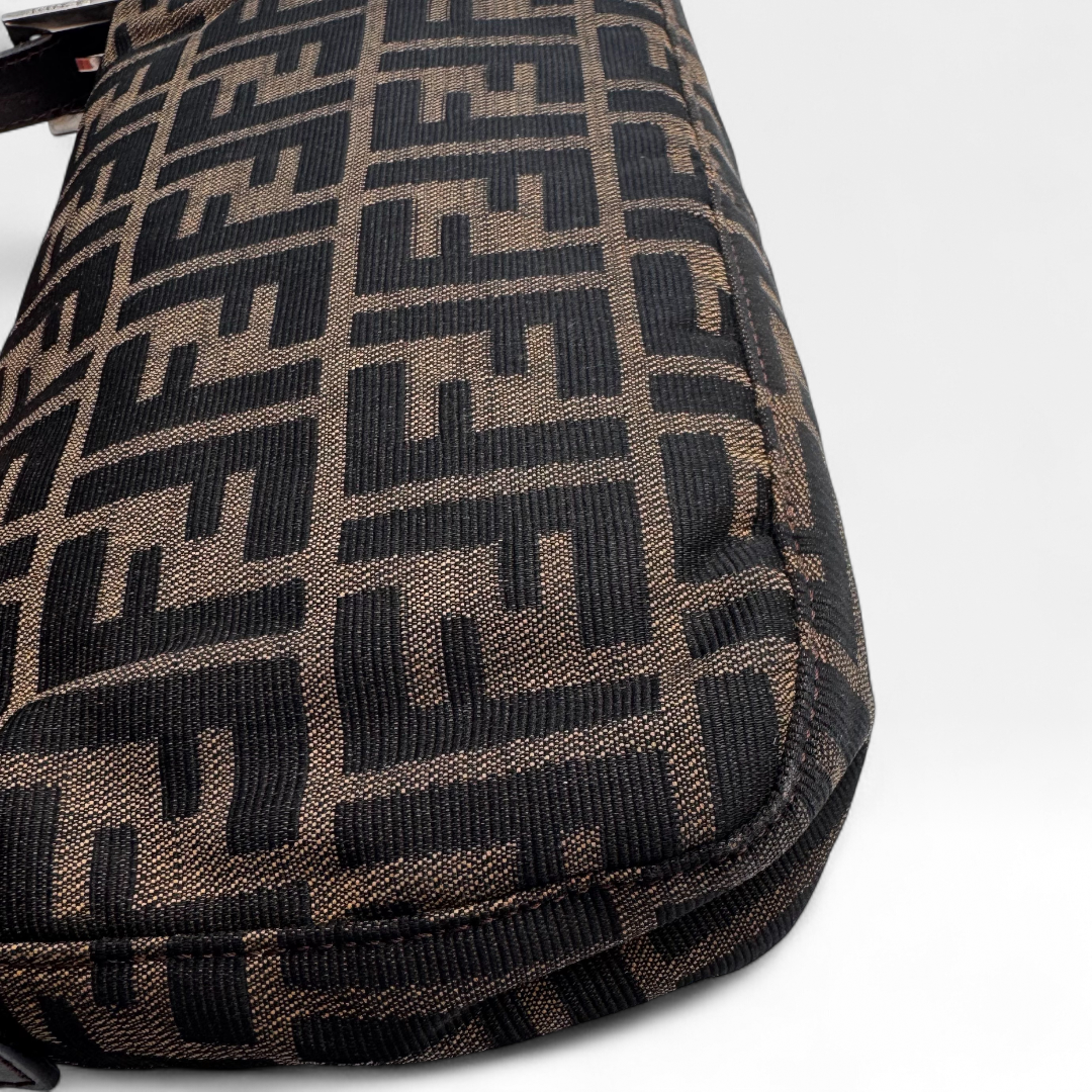 Schultertasche Baguette