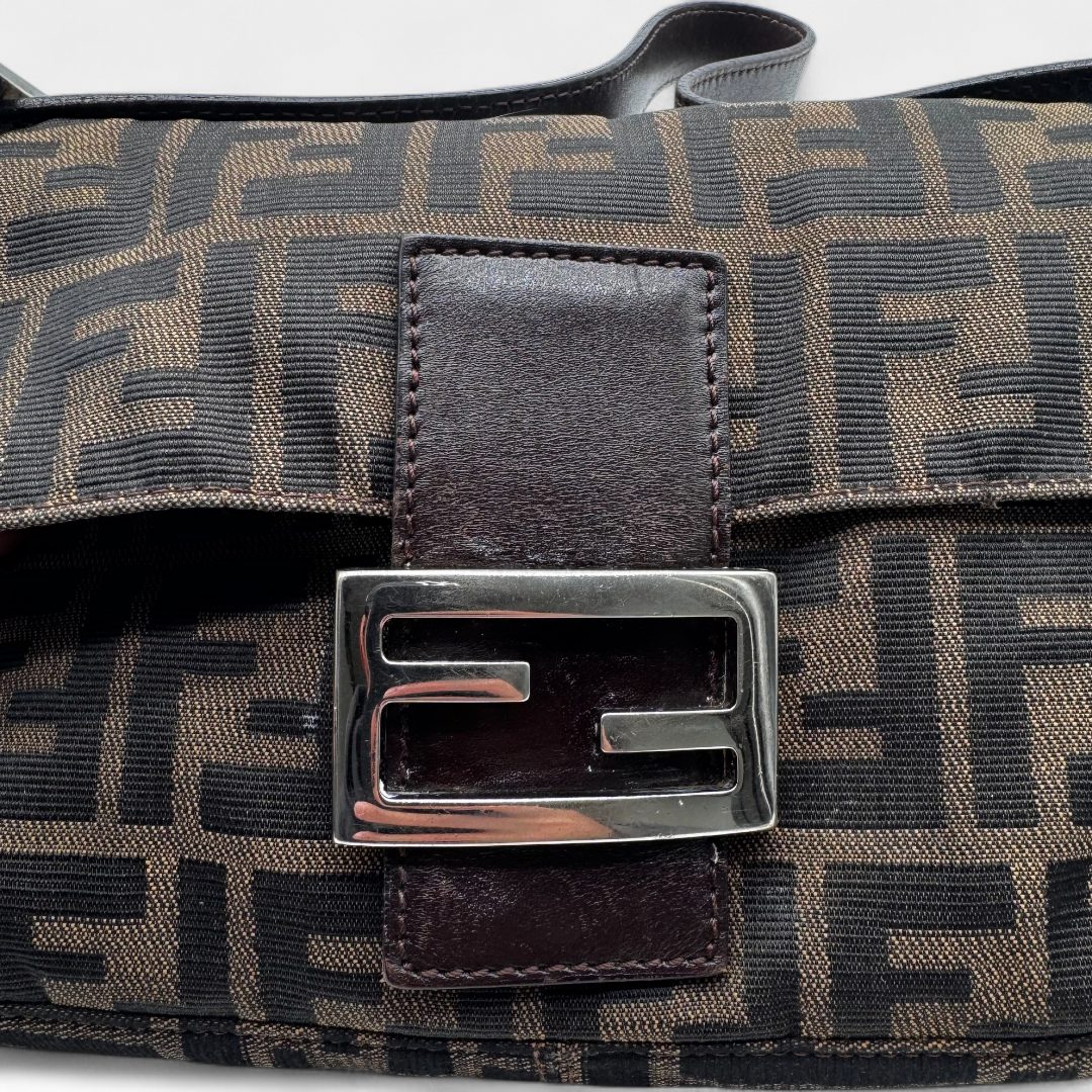 Schultertasche Baguette